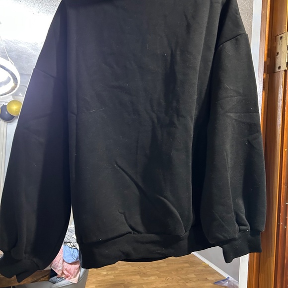 Dazy Crewneck NWOT - Picture 2 of 3